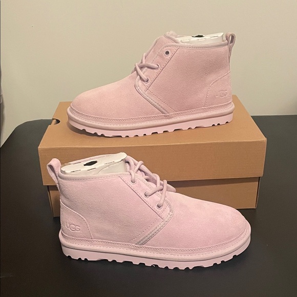 UGG W Neumel Light Pink Women’s 6 JB - Picture 1 of 5